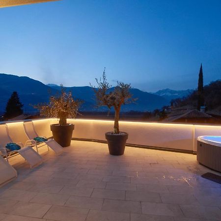 Penthouse & Garden - Luxury Apartment Postal / Burgstall Exterior foto