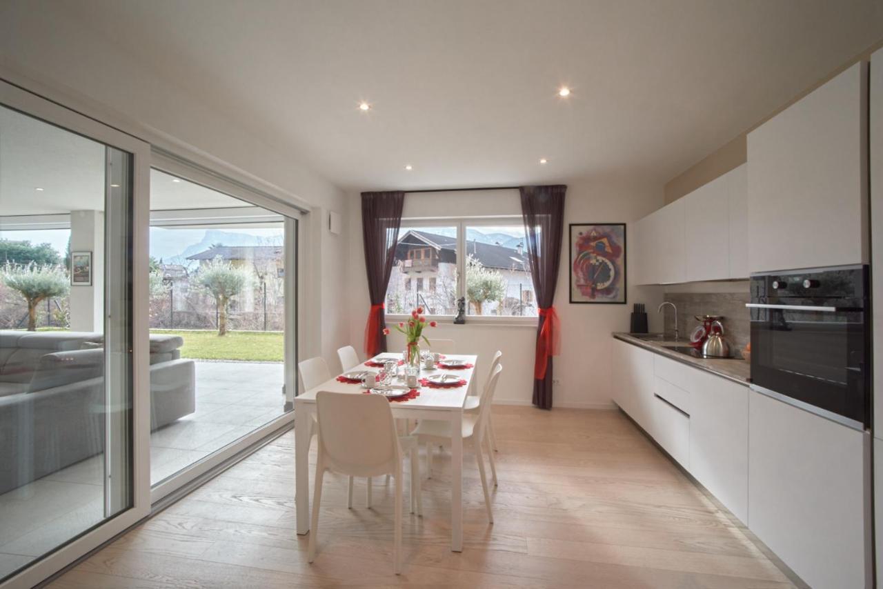 Penthouse & Garden - Luxury Apartment Postal / Burgstall Exterior foto