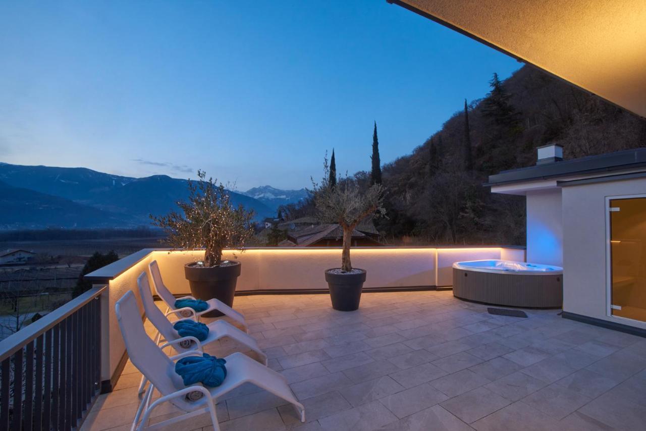 Penthouse & Garden - Luxury Apartment Postal / Burgstall Exterior foto